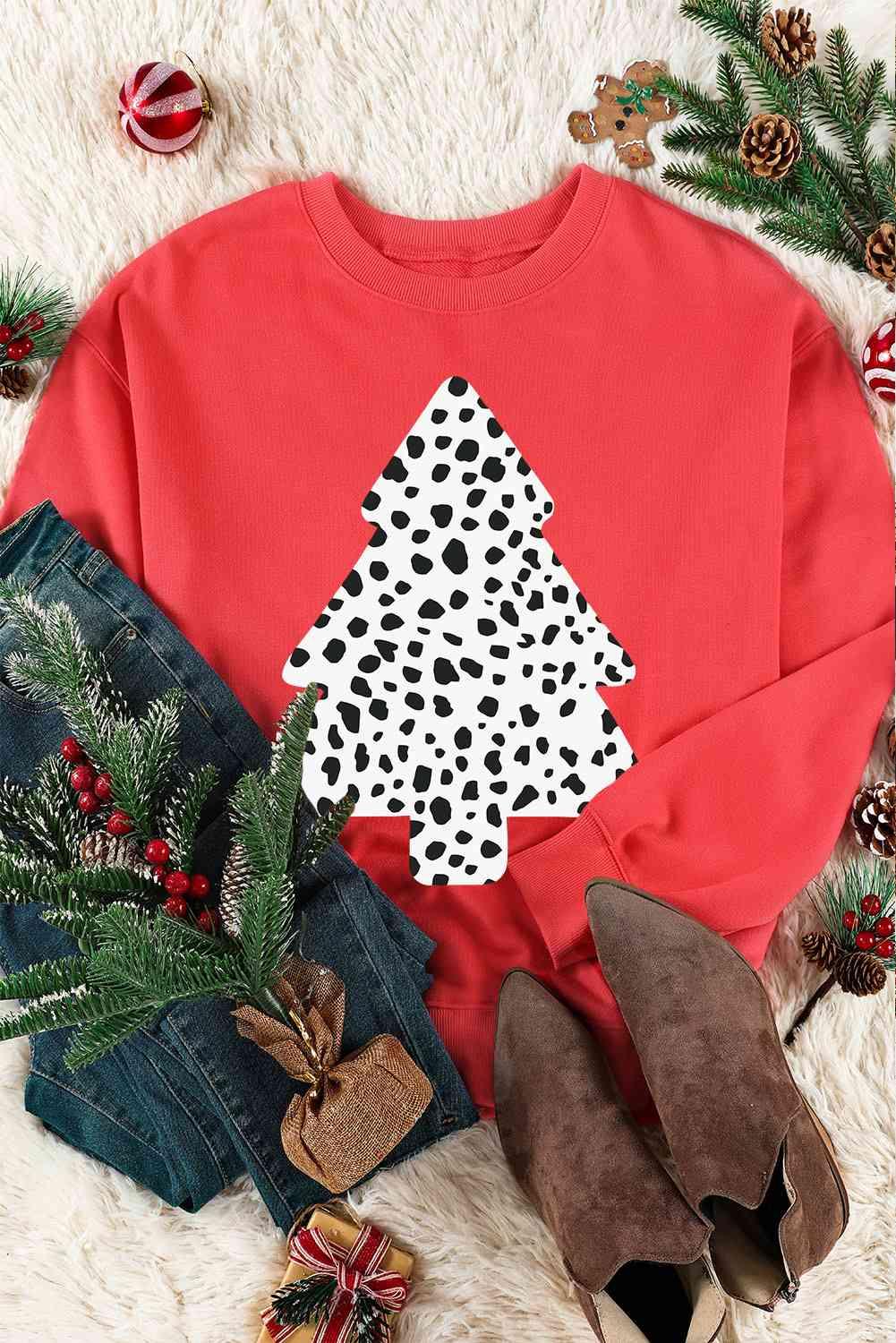Christmas Tree Graphic Sweatshirt - Immenzive