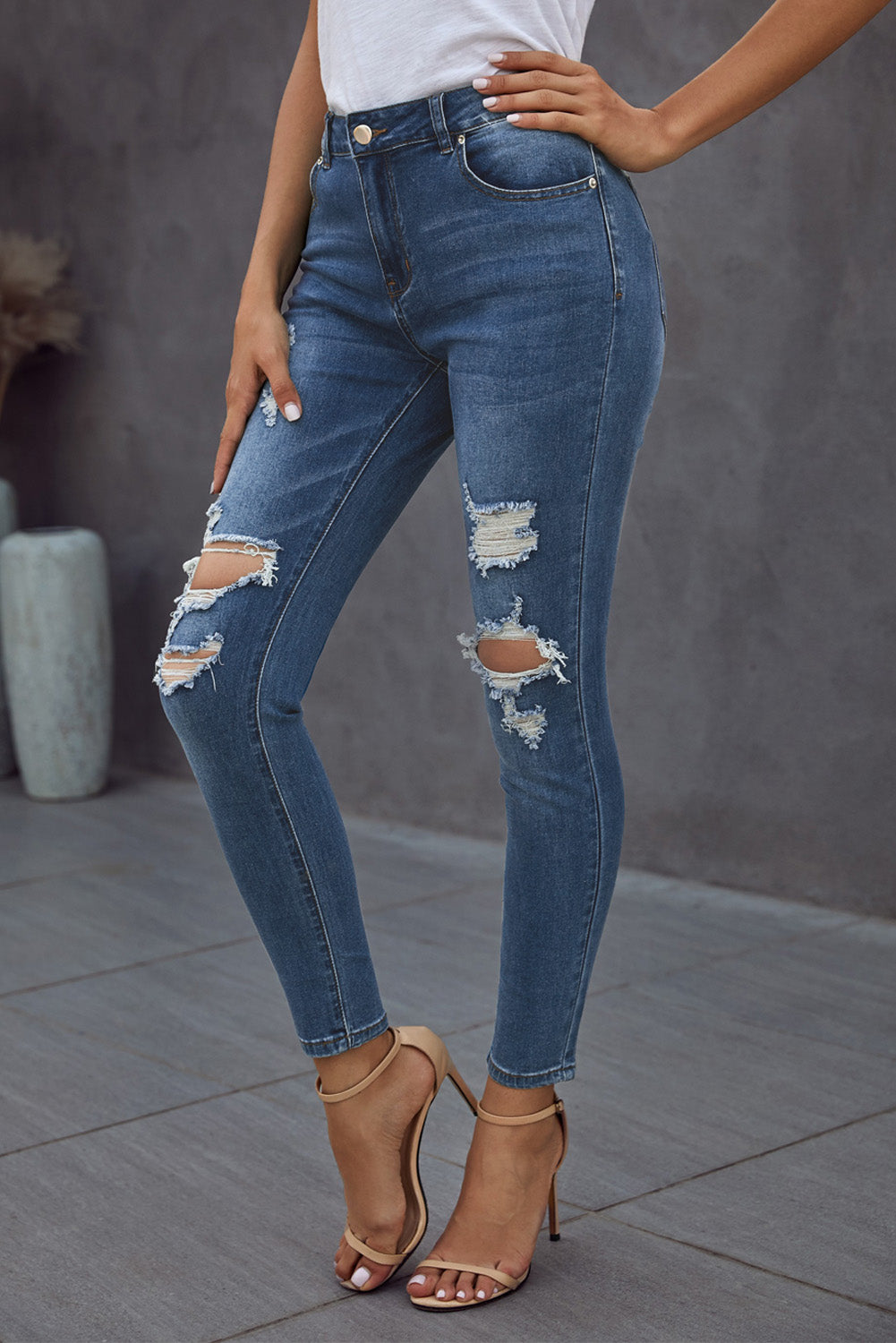 Baeful Vintage Skinny Ripped Jeans