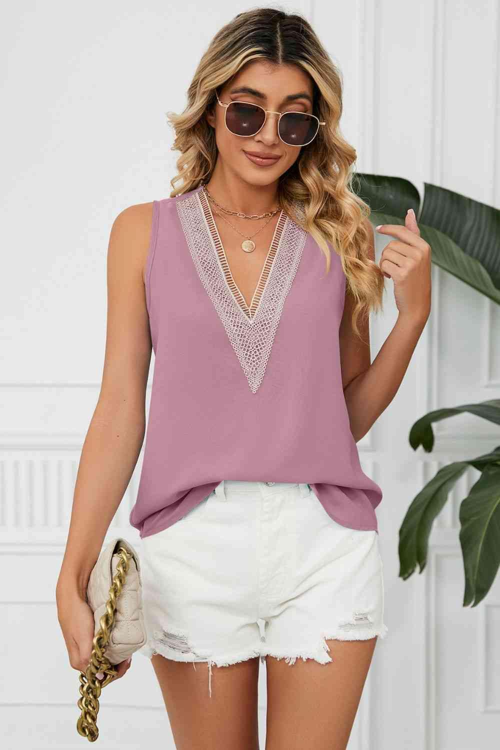 Contrast Trim Plunge Sleeveless Blouse - Immenzive