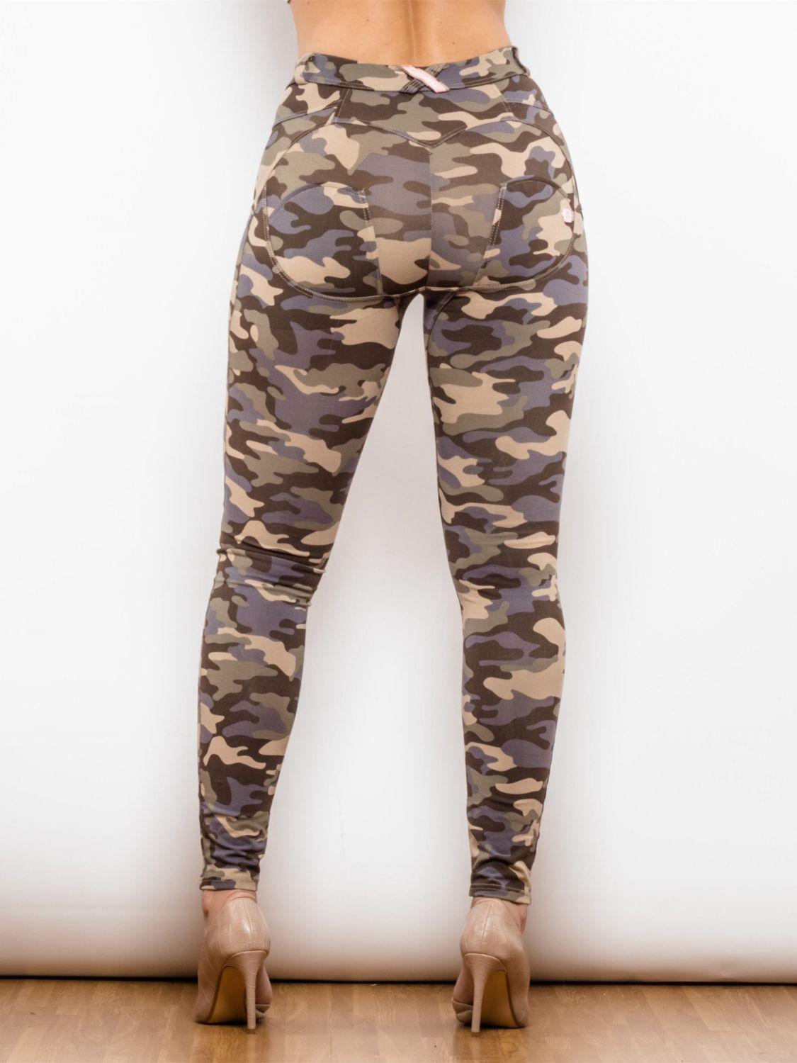 Full Size Camouflage Buttoned Leggings - Immenzive