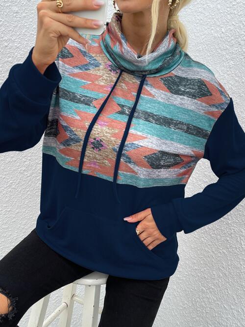 Geometric Drawstring Long-Sleeve Sweatshirt - Immenzive