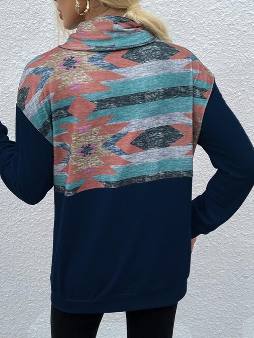 Geometric Drawstring Long-Sleeve Sweatshirt - Immenzive