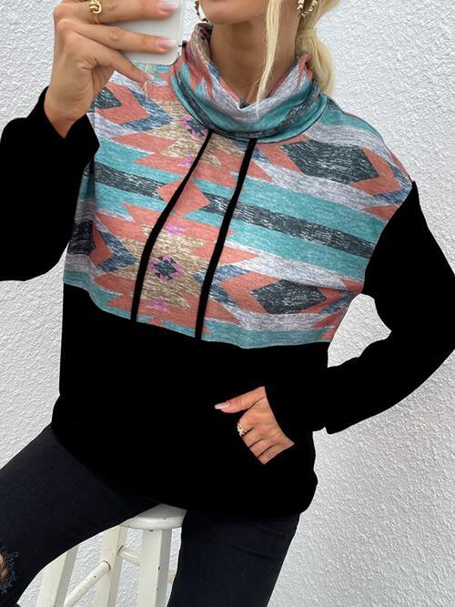 Geometric Drawstring Long-Sleeve Sweatshirt - Immenzive