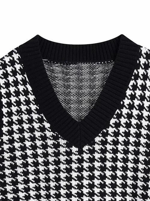 Houndstooth V-Neck Sweater Vet - Immenzive