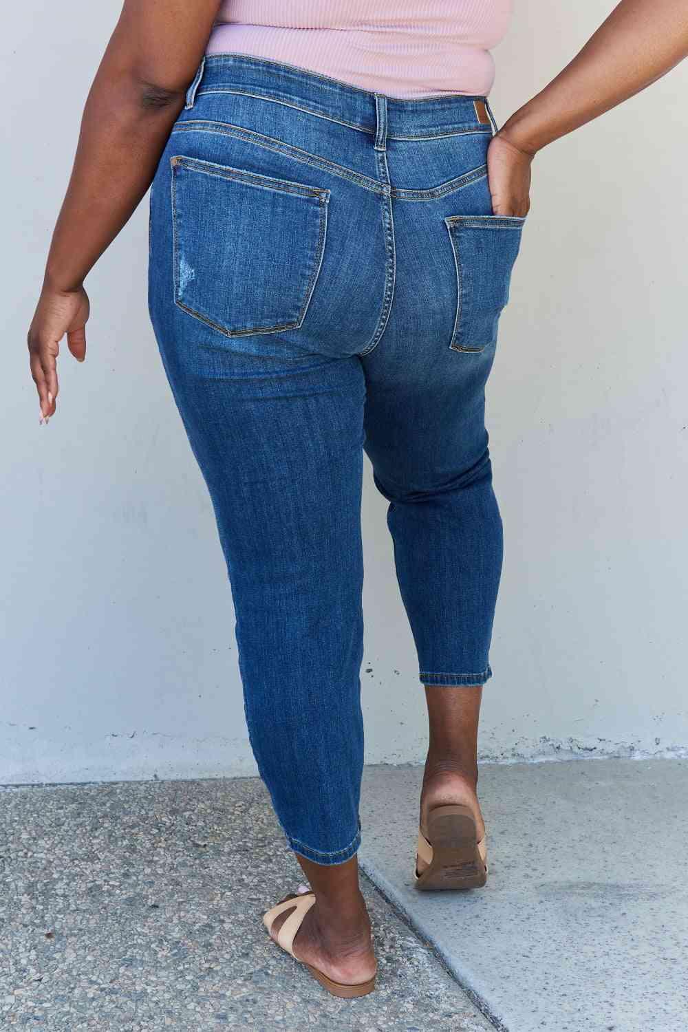Judy Blue Aila Short Full Size Mid Rise Cropped Relax Fit Jeans - Immenzive