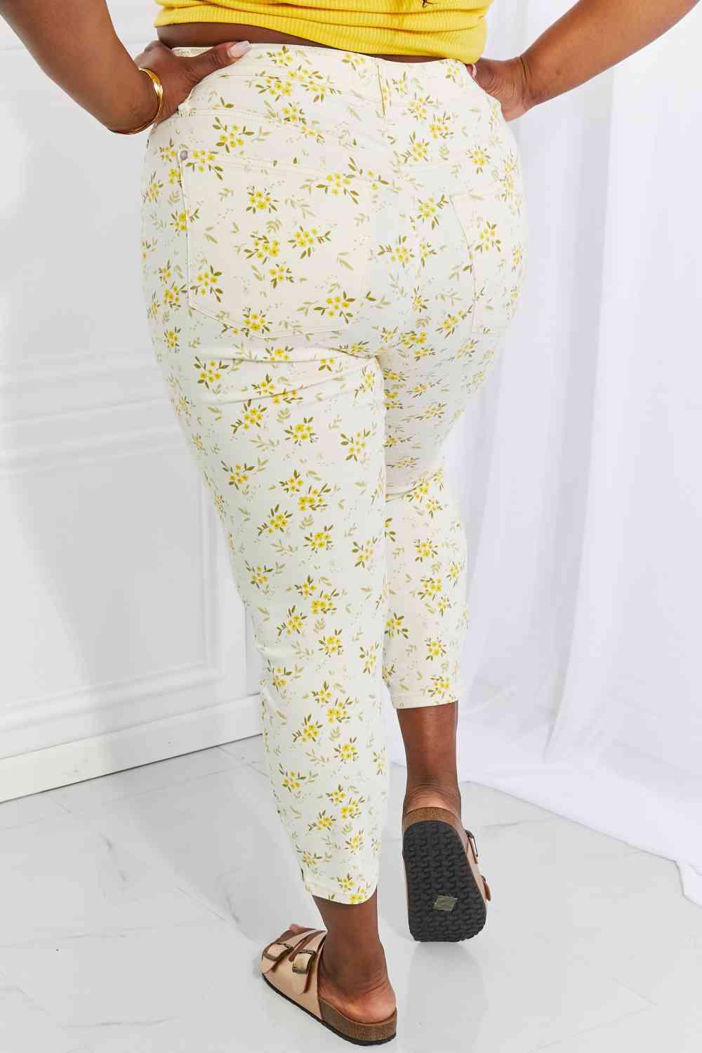 Judy Blue Full Size Golden Meadow Floral Skinny Jeans - Immenzive