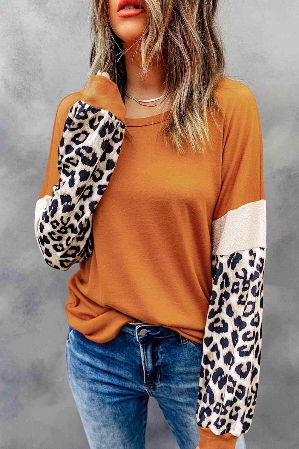 Leopard Long Sleeve Round Neck Sweatshirt - Immenzive