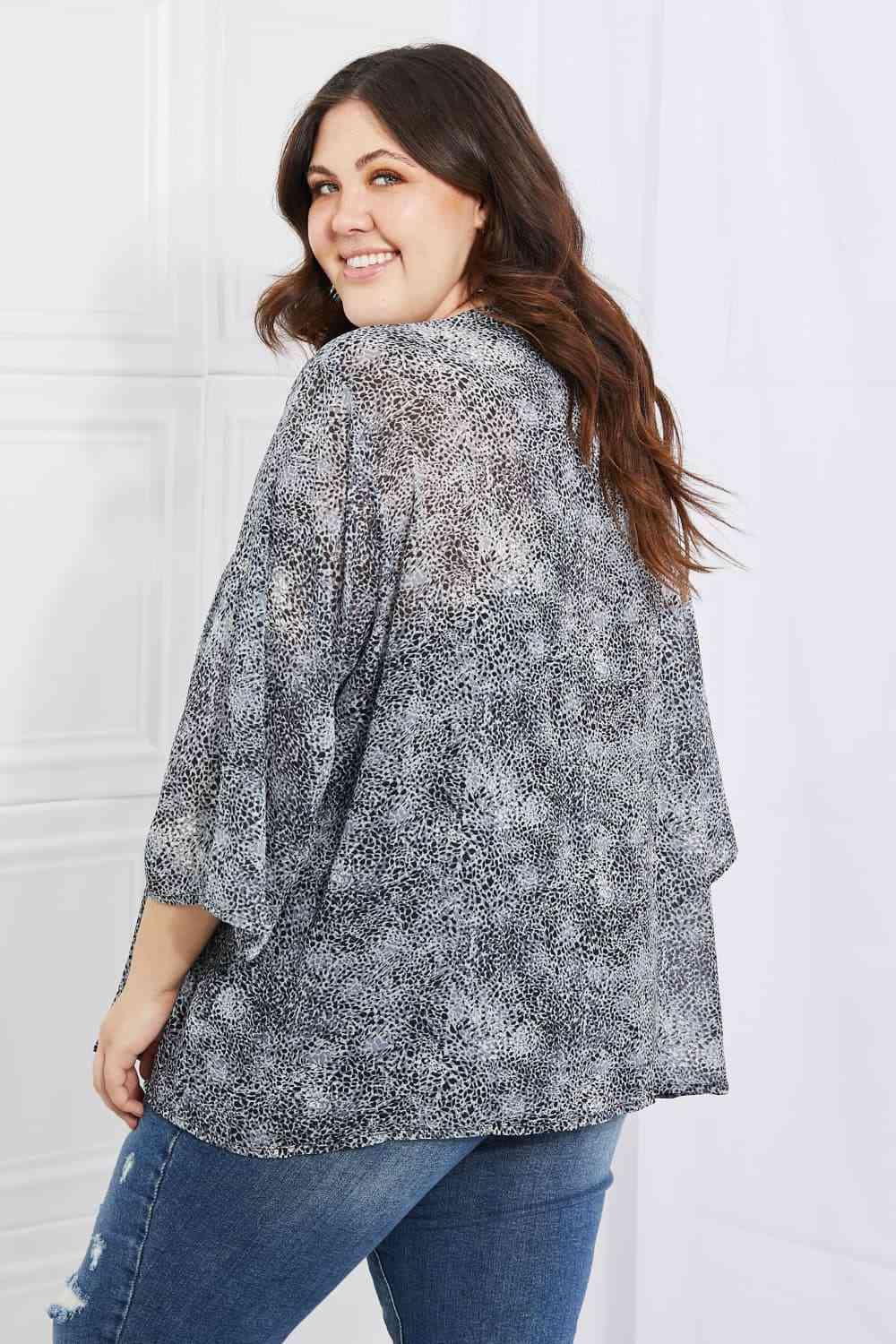 Melody Full Size Snake Print Chiffon Kimono - Immenzive