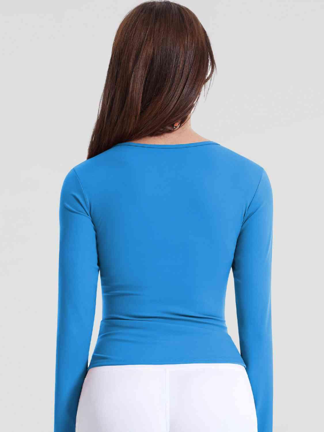 Notched Neck Ruched Sports Top - Immenzive