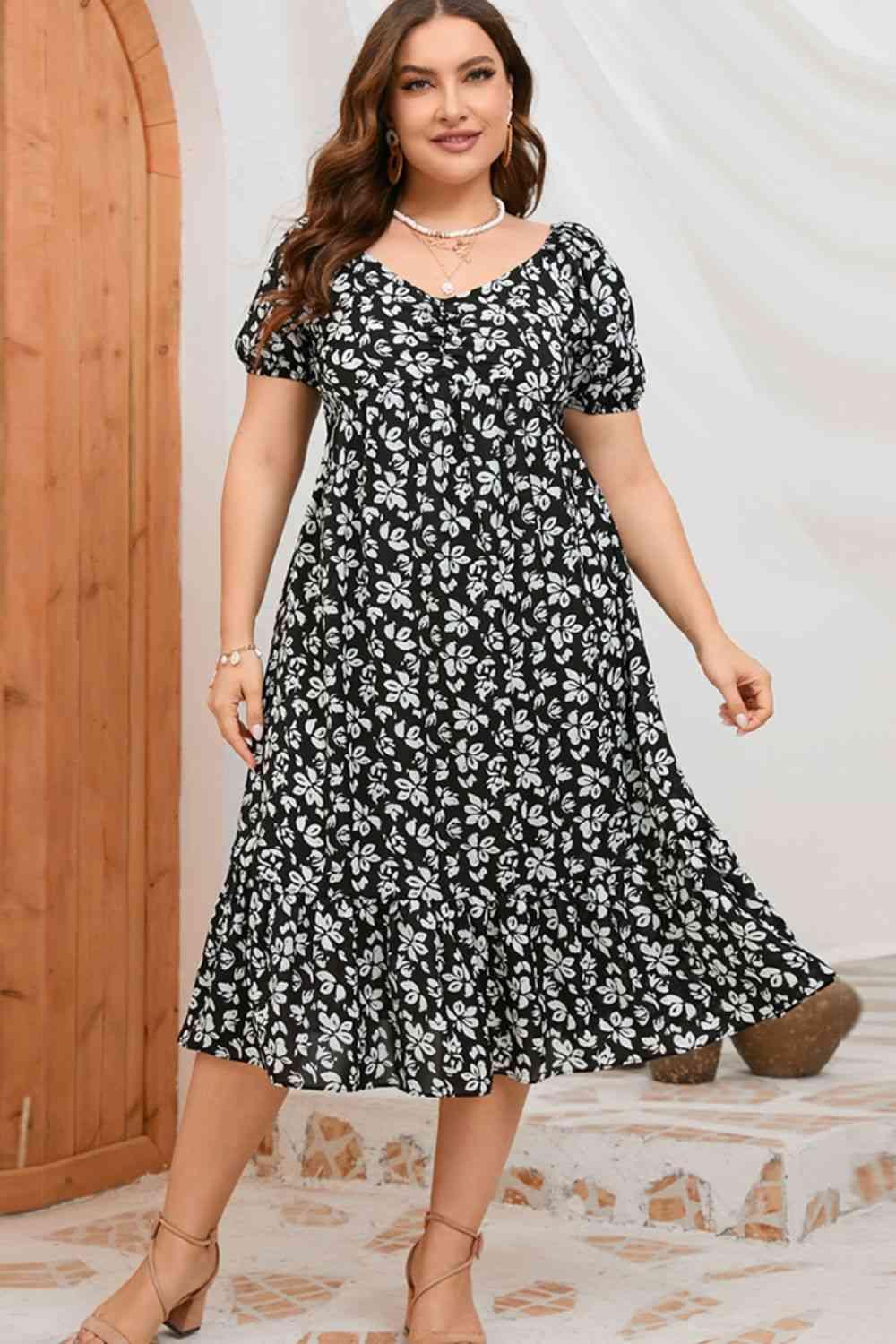 Plus Size Floral Short Sleeve Midi Dress - Immenzive