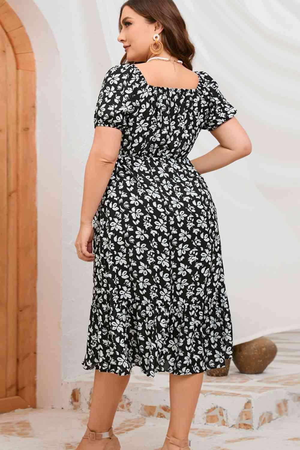 Plus Size Floral Short Sleeve Midi Dress - Immenzive