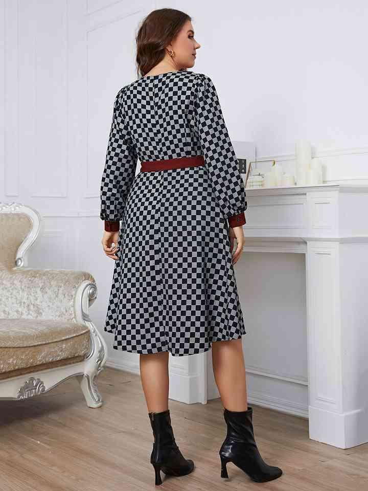 Plus Size Plaid V-Neck Long Sleeve Dress - Immenzive