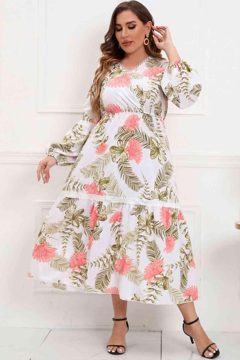 Plus Size Spliced Lace Surplice Balloon Sleeve Maxi Dress - Immenzive