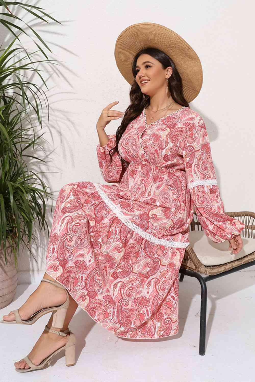 Plus Size Spliced Lace Surplice Balloon Sleeve Maxi Dress - Immenzive