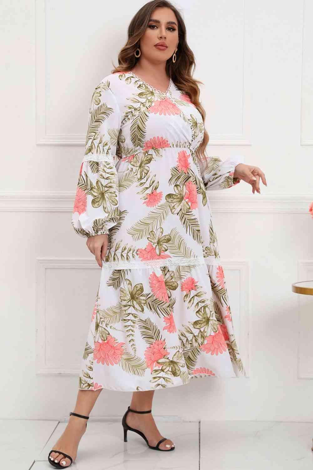 Plus Size Spliced Lace Surplice Balloon Sleeve Maxi Dress - Immenzive