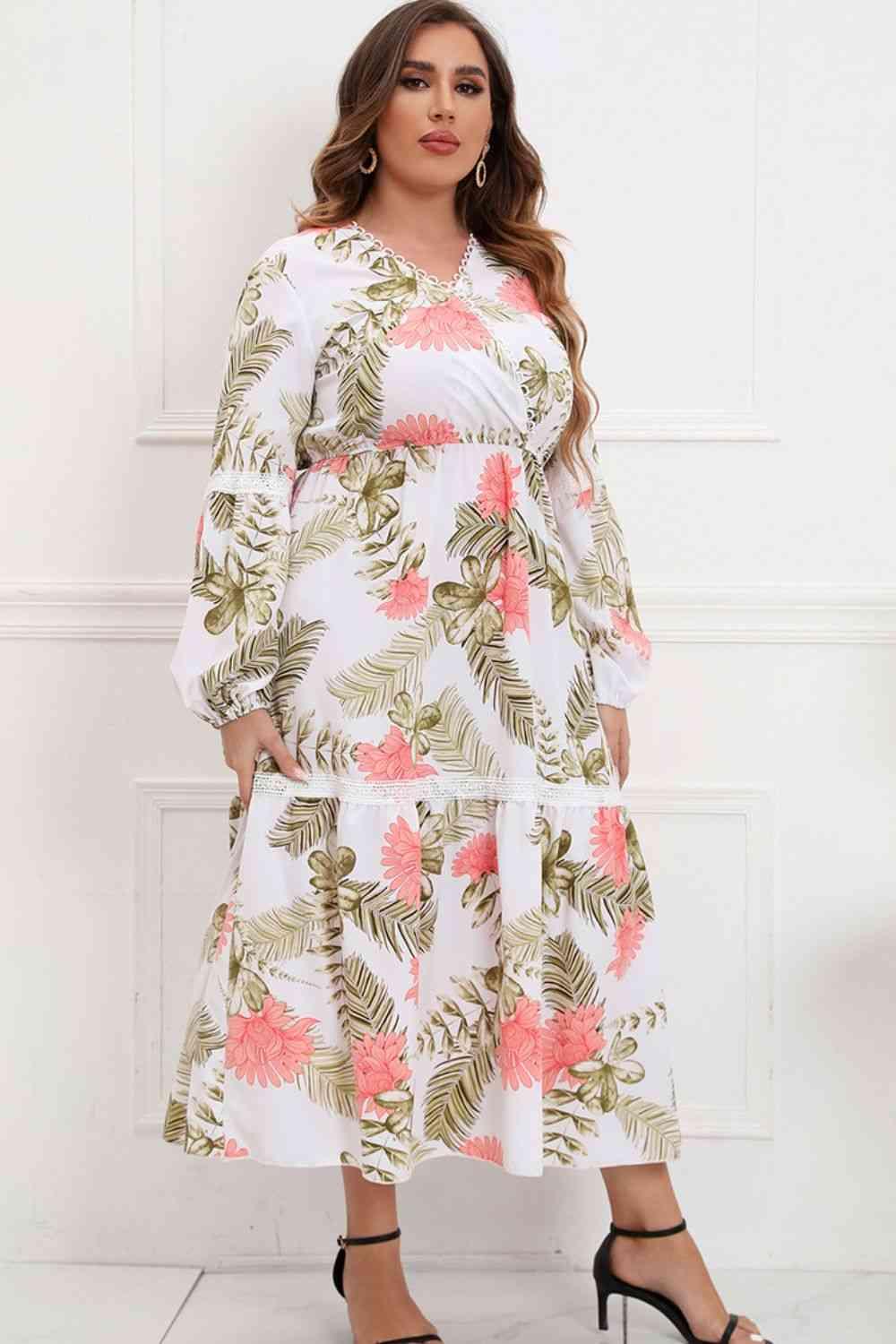Plus Size Spliced Lace Surplice Balloon Sleeve Maxi Dress - Immenzive