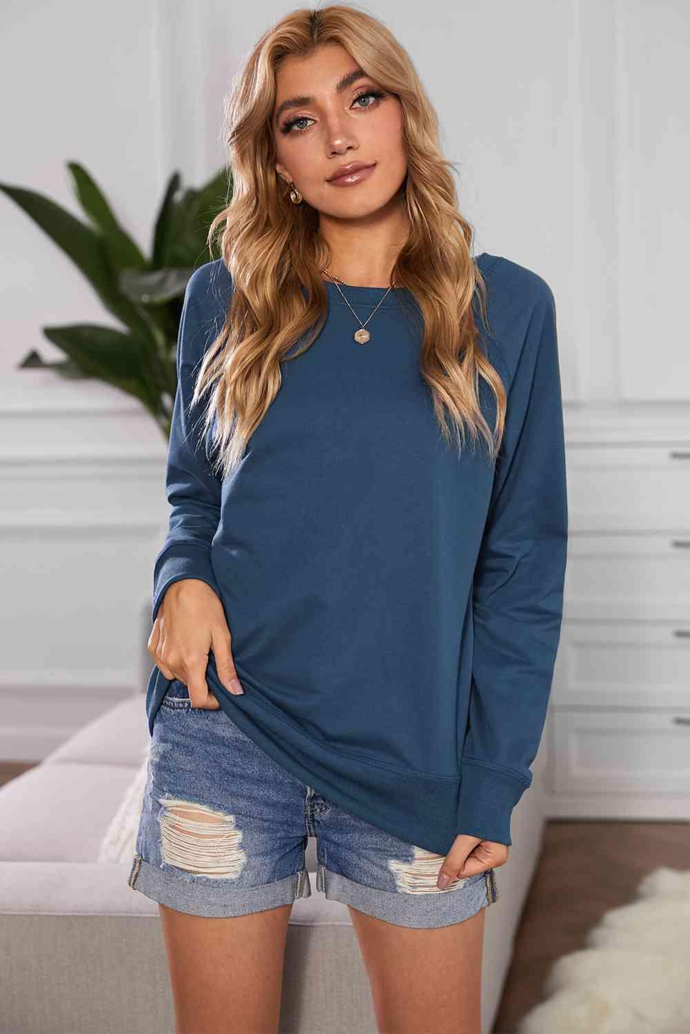 Round Neck Raglan Sleeve Exposed Seam Sweatshirt - Immenzive