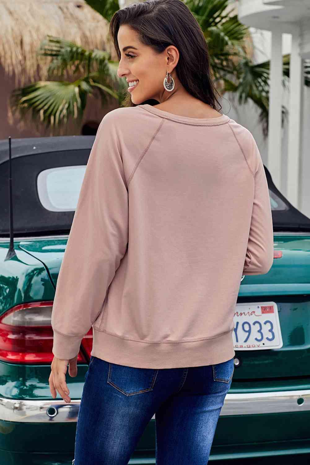 Round Neck Raglan Sleeve Exposed Seam Sweatshirt - Immenzive