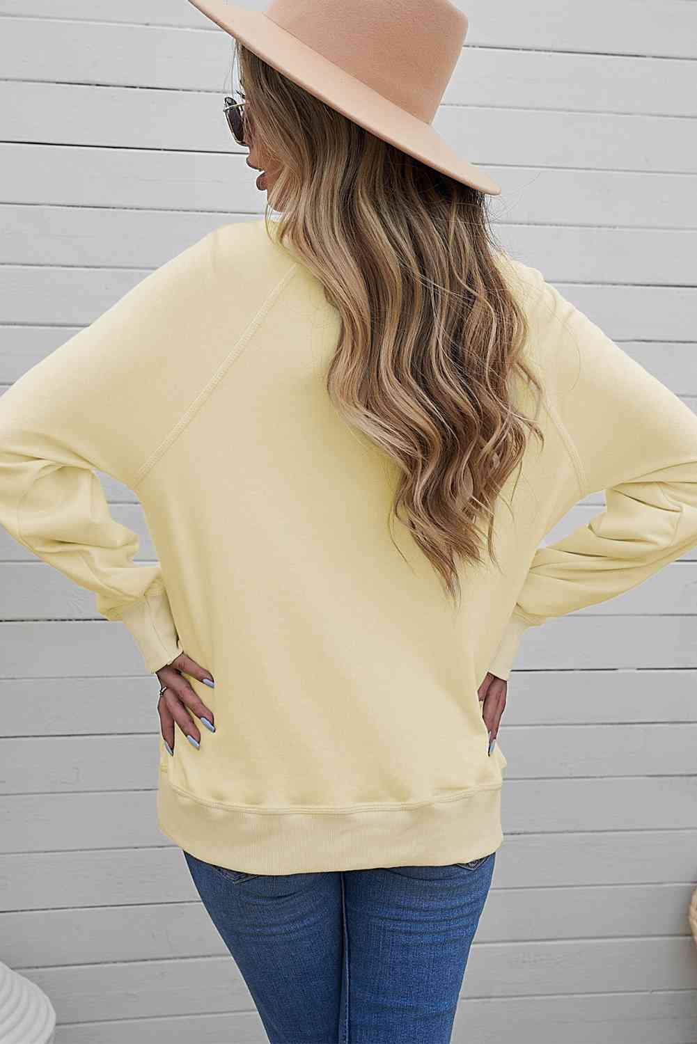 Round Neck Raglan Sleeve Exposed Seam Sweatshirt - Immenzive